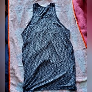 Lululemon open back/tie back tank size 8